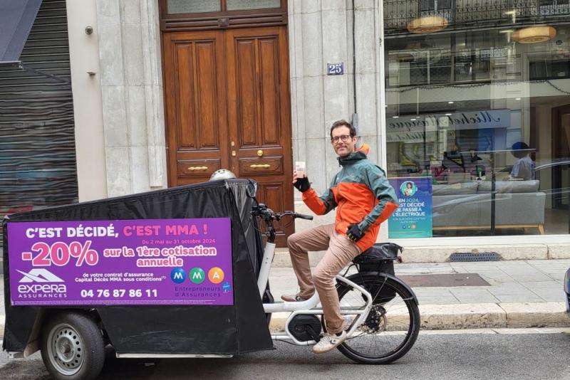 Pub Expera Triporteur
